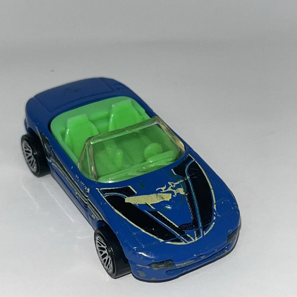 Hot Wheels 1990 Blue Extreme Wakeboarding Convertible Malaysia Loose Diecast Car